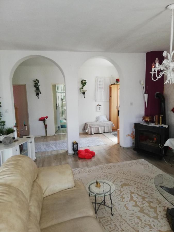 Prima House Appartement Podgorica Buitenkant foto